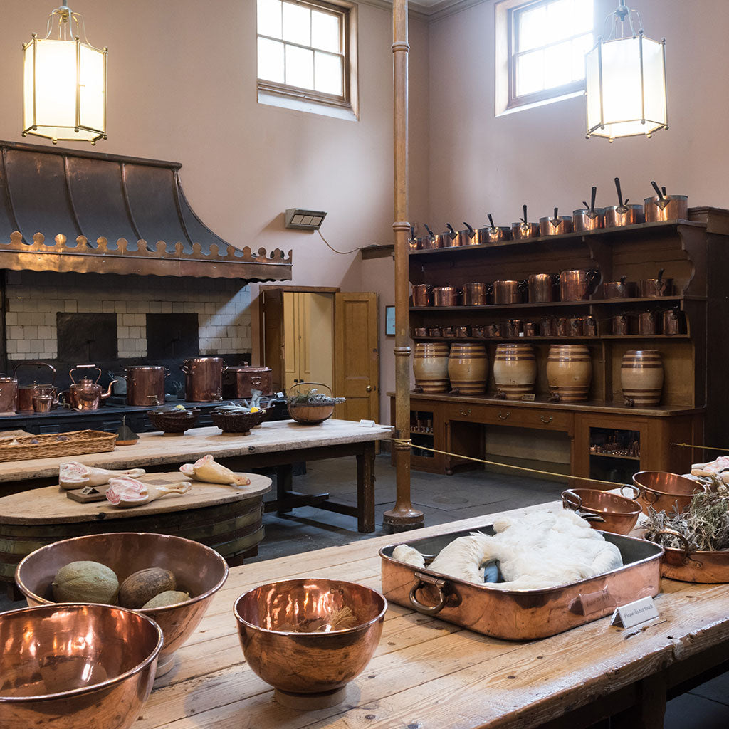 Royal Pavilion and Sharing Board for Two at the Wine Cellar Brighton