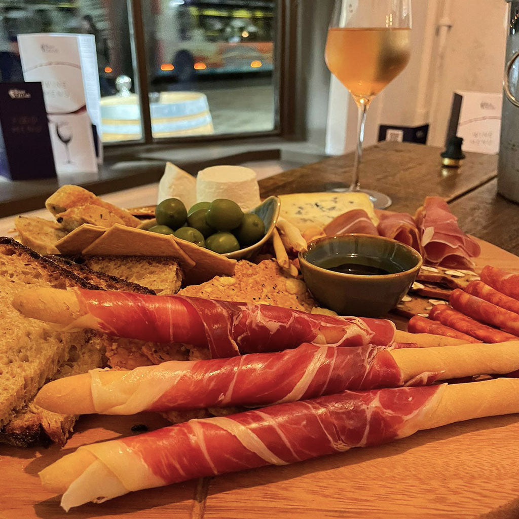 Royal Pavilion and Sharing Board for Two at the Wine Cellar Brighton