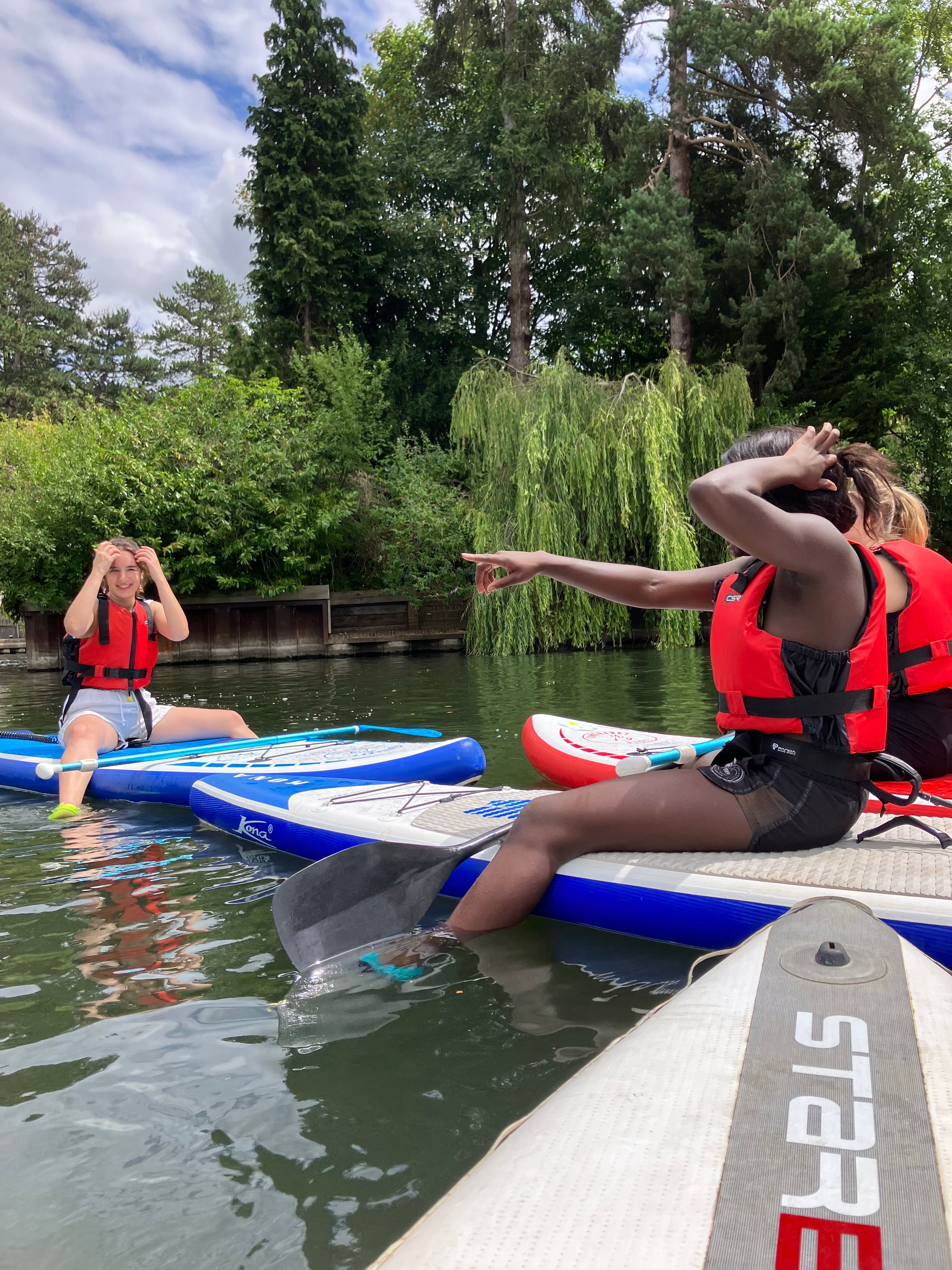 Private Couples Paddleboard Experience in Henley