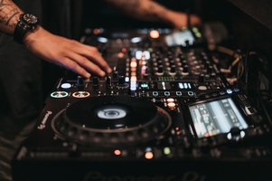 You added <b><u>It's in the Mix - Beginner DJ Course</u></b> to your cart.
