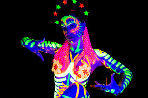 You added <b><u>Naked Neon Life Drawing</u></b> to your cart.