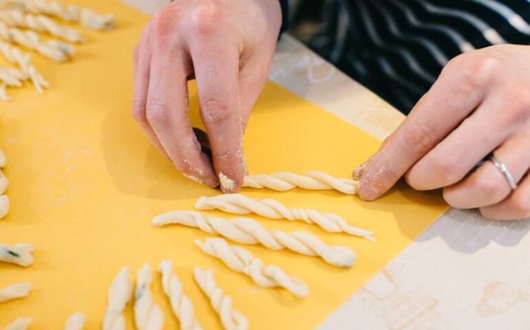 pasta making experience gift in London