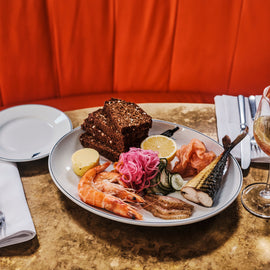 Mothers Day Experience, Seafood aboard a Barge